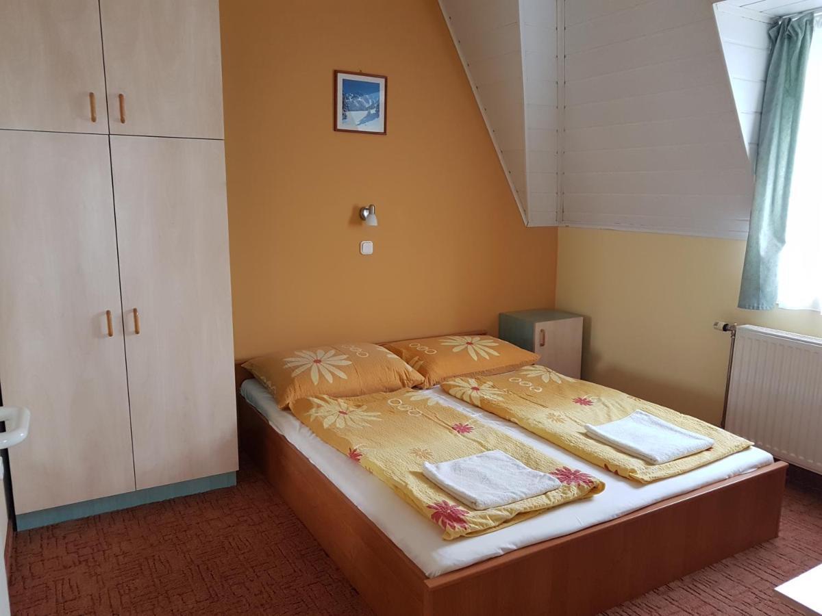 Richie Ii. Apartman Lägenhet Siófok Exteriör bild